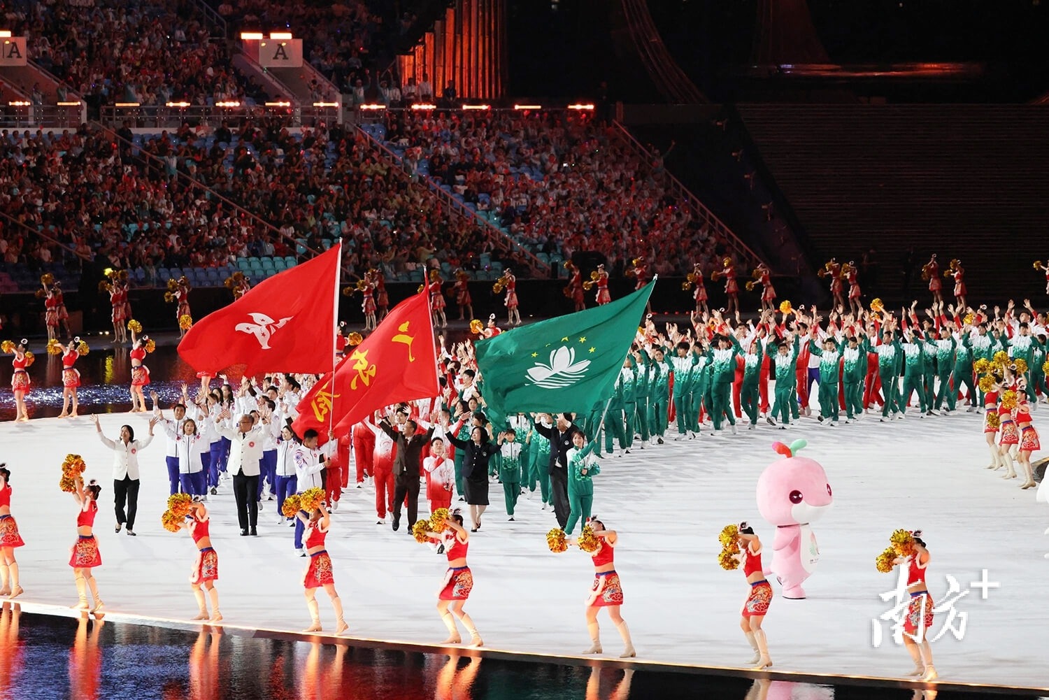 英媒：桑乔等4人将在曼联一线队回归后被下放至U21更衣室