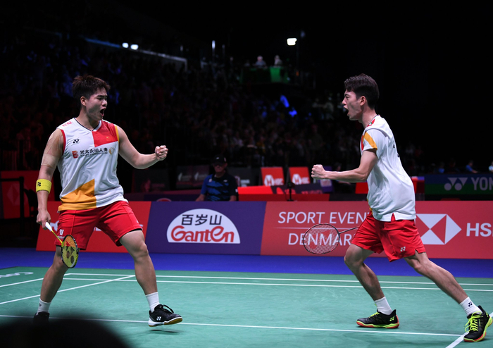 超冠军和一 超冠军和一